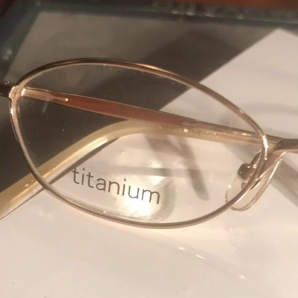 COPY - Matsuda Glasses Gold Titanium Vintage 90s 10225. Never owned, matsuda ca… - Picture 7 of 8